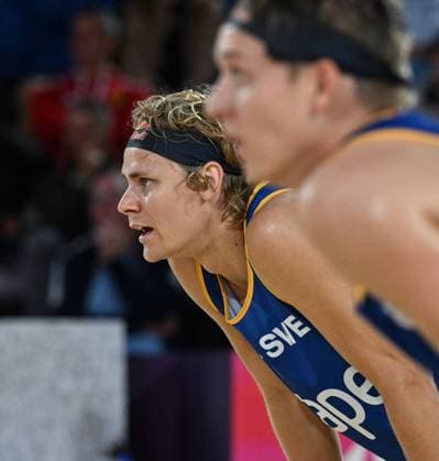251122 David Ahman of Sweden during The Beach volleyball, Beachvolleyball World Championships Semi Final on November 22, 2025 in Adelaide. Photo: Michael Errey BILDBYRAN kod XY XY0085 beachvolleyboll beach volleyball sandvolleyball world championships semi finals bbeng semifinal Copyright: MichaelxErrey BB251122BB338