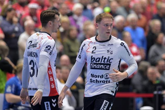 Emil Manfeldt Jakobsen (SG Flensburg-Handewitt 31), Simon Pytlick (SG Flensburg-Handewitt 2) , GER, MT Melsungen - SG Flensburg-Handewitt, Handball, 1. Bundesliga, 13. Spieltag, Saison 2025 2026, 21.11.2025, GER, MT Melsungen - SG Flensburg-Handewitt, Handball, 1. Bundesliga, 13. Spieltag, Saison 2025 2026, 21.11.2025 Kassel Copyright: xEibner-Pressefotox xRolandxSippelx EP_RSL