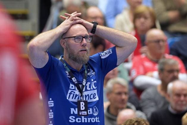 Ales Pajovic (Trainer SG Flensburg-Handewitt) , GER, MT Melsungen - SG Flensburg-Handewitt, Handball, 1. Bundesliga, 13. Spieltag, Saison 2025 2026, 21.11.2025, GER, MT Melsungen - SG Flensburg-Handewitt, Handball, 1. Bundesliga, 13. Spieltag, Saison 2025 2026, 21.11.2025 Kassel Copyright: xEibner-Pressefotox xRolandxSippelx EP_RSL