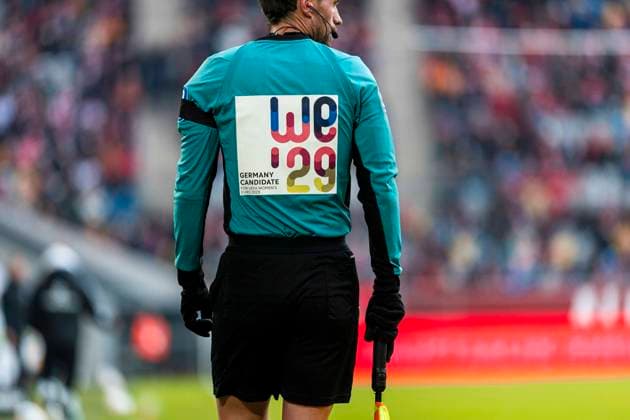 2. Fußball Bundesliga: Fortuna Düsseldorf vs. 1. FC Magdeburg, 22.11.2025 DUESSELDORF, GERMANY - NOVEMBER 22: Gemeinsamer Aktionsspieltag für Bewerbung um UEFA Women s EURO 2029 während des Bundesligaspiels 2. Fußball Bundesliga: Fortuna Düsseldorf vs. 1. FC Magdeburg in der MERKUR SPIEL-ARENA am 11. Spieltag der 1. Bundesliga. November 22, 2025 in Duesseldorf, Germany. DFL-BESTIMMUNGEN UNTERSAGEN JEGLICHE VERWENDUNG VON FOTOGRAFIEN ALS BILDSEQUENZEN UND ODER QUASI-VIDEO. Copyright: xBEAUTIFULxSPORTS KennyxBeelex