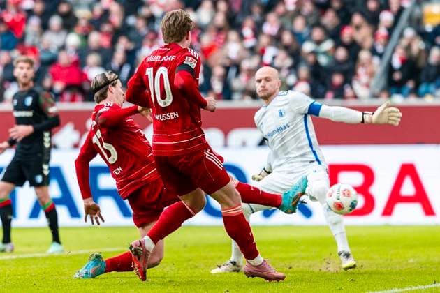 2. Fußball Bundesliga: Fortuna Düsseldorf vs. 1. FC Magdeburg, 22.11.2025 DUESSELDORF, GERMANY - NOVEMBER 22: Tor durch Cedric Itten (Fortuna Düsseldorf, 13) während des Bundesligaspiels 2. Fußball Bundesliga: Fortuna Düsseldorf vs. 1. FC Magdeburg in der MERKUR SPIEL-ARENA am 11. Spieltag der 1. Bundesliga. November 22, 2025 in Duesseldorf, Germany. DFL-BESTIMMUNGEN UNTERSAGEN JEGLICHE VERWENDUNG VON FOTOGRAFIEN ALS BILDSEQUENZEN UND ODER QUASI-VIDEO. Copyright: xBEAUTIFULxSPORTS KennyxBeelex