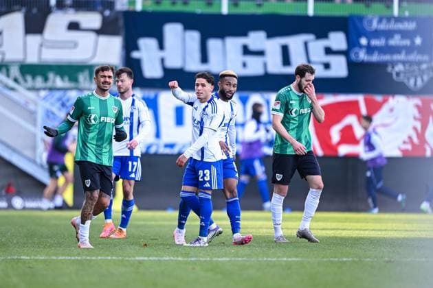 22.11.2025, Fussball, 2. Bundesliga, Saison 2025 2026, 13. Spieltag, Preußen Münster - FC Schalke 04, Soufiane El-Faouzi (FC Schalke 04) xRHR-FOTO YYx Copyright: KROEGER RHR-FOTOx RHR-FOTO YY