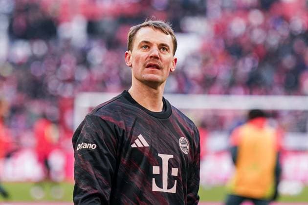 Deutschland: Fussball Bundesliga 2025 26, 11. Spieltag - FC Bayern vs SC Freiburg - Allianz-Arena (München): Manuel Neuer (FC Bayern München, 1) München Bayern Deutschland Copyright: xJOERANxSTEINIEKx