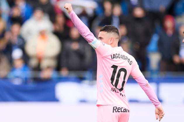 November 22, 2025, Vitoria, Alava, SPAIN: Iago Aspas of RC Celta de Vigo celebrates after scoring the team s first goal during the LaLiga EA Sports match between Deportivo Alaves and RC Celta de Vigo at Mendizorrotza on November 22, 2025, in Vitoria, Spain. Vitoria SPAIN - ZUMAa181 20251122_zaa_a181_050 Copyright: xRicardoxLarreinax