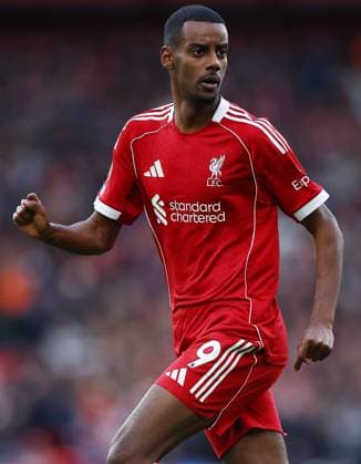 Alexander Isak of Liverpool Liverpool v Nottingham Forest, Premier League, Football, Anfield, Liverpool, UK - 22 Nov 2025Liverpool Anfield United Kingdom EDITORIAL USE ONLY No use with unauthorised audio, video, data, fixture lists, club league logos or live services. Online in-match use limited to 120 images, no video emulation. No use in betting, games or single club league player publications. Copyright: xMattxWest Shutterstockx 15860648t