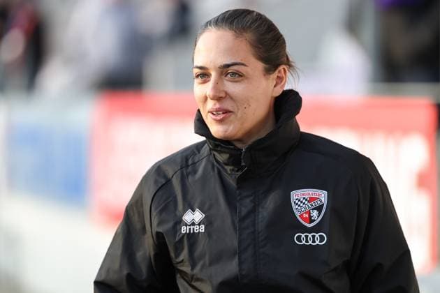 3. Liga; VfL Osnabrück - FC Ingolstadt 04; vor dem Spiel Cheftrainerin Sabrina Wittmann (FCI) 3. Liga - FC Ingolstadt 04 Saison 2025 2026 VfL Osnabrück