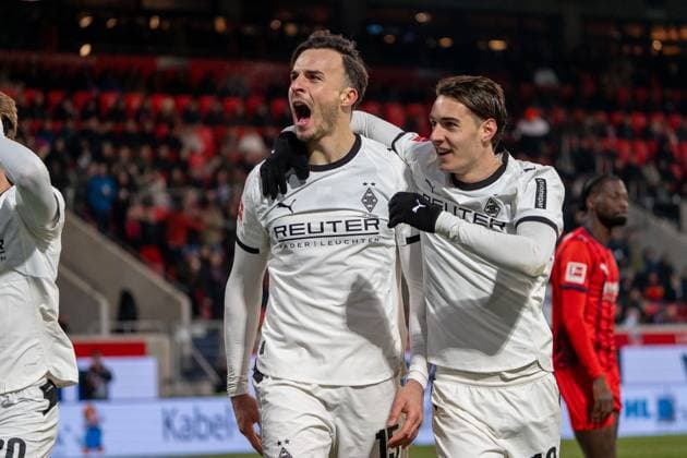 Jubel von Haris Tabakovic (Borussia Mönchengladbach, 15) und Florian Neuhaus (Borussia Mönchengladbach, 10) GER, 1. FC Heidenheim 1846 vs. Borussia Mönchengladbach, Fussball, 1. Bundesliga, 11. Spieltag, Spielzeit 2025 2026, 22.11.2025, DFL REGULATIONS PROHIBIT ANY USE OF PHOTOGRAPHS AS IMAGE SEQUENCES AND OR QUASI-VIDEO, GER, 1. FC Heidenheim 1846 vs. Borussia Mönchengladbach, Fussball, 1. Bundesliga, 11. Spieltag, Spielzeit 2025 2026, 22.11.2025, Heidenheim Copyright: xEibner-Pressefoto EdwardxCheungx EP_ECG