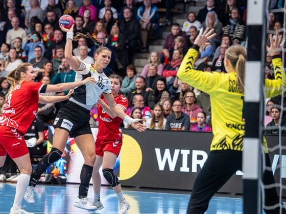 Deutschland vs. Schweiz, Handball, Laenderspiel, Frauen, Spielzeit 2025 2026, 22.11.2025, Deutschland vs. Schweiz, Handball, Laenderspiel, Frauen, Spielzeit 2025 2026, 22.11.2025 Goeppingen Copyright: xEibner-Pressefoto MichaelxSchmidx EP_MST