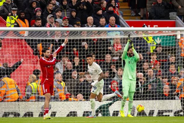 Football - FA Premier League - Liverpool FC v Nottingham Forest FC LIVERPOOL, ENGLAND - Saturday, November 22, 2025: Nottingham Forest s Igor Jesus celebrates after scoring the second goal as Liverpool team-mates Dominik Szoboszlai (L) and goalkeeper Alisson Becker (R) appeal for handball during the FA Premier League match between Liverpool FC and Nottingham Forest FC at Anfield. (Photo by David Rawcliffe Propaganda) LIVERPOOL Anfield MERSEYSIDE ENGLAND  Copyright: xDavidxRawcliffex P2025-11-22-Liverpool_Nottingham_Forest-45