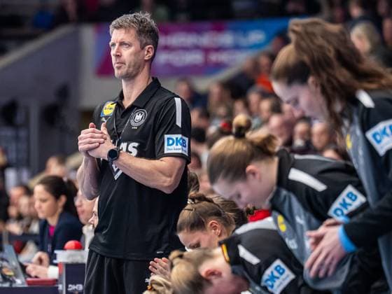 Markus Gaugisch, Cheftrainer (Deutschland), Deutschland vs. Schweiz, Handball, Laenderspiel, Frauen, Spielzeit 2025 2026, 22.11.2025, Deutschland vs. Schweiz, Handball, Laenderspiel, Frauen, Spielzeit 2025 2026, 22.11.2025 Goeppingen Copyright: xEibner-Pressefoto MichaelxSchmidx EP_MST