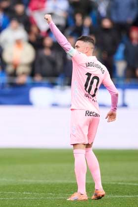 Deportivo Alaves v RC Celta de Vigo - LaLiga EA Sports Iago Aspas of RC Celta de Vigo celebrates after scoring the team s first goal during the LaLiga EA Sports match between Deportivo Alaves and RC Celta de Vigo at Mendizorrotza on November 22, 2025, in Vitoria, Spain. Vitoria Mendizorrotza Basque Country Spain RL_ALVvRCV_000055 Copyright: xRicardoxLarreinax