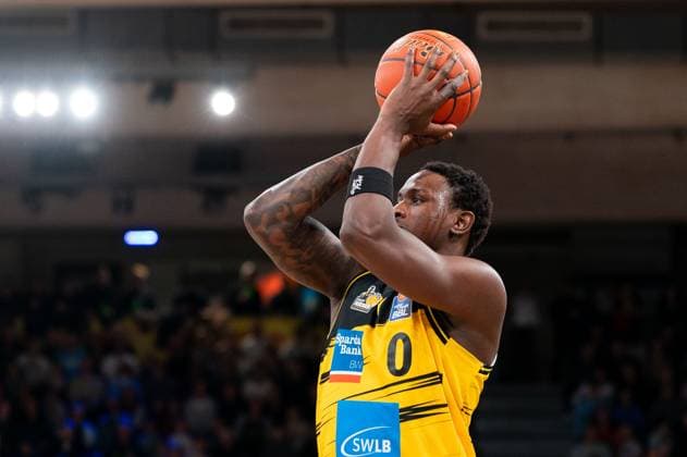 Babacar Sane (MHP RIESEN Ludwigsburg, 00), GER, Veolia Towers Hamburg vs MHP Riesen Ludwigsburg, Basketball, Bundesliga, Spieltag 8, Saison 2025 2026, 22.11.2025 GER, Veolia Towers Hamburg vs MHP Riesen Ludwigsburg, Basketball, Bundesliga, Spieltag 8, Saison 2025 2026, 22.11.2025 Hamburg Copyright: xEibner-Pressefoto MaxxVincenx EP_MVN