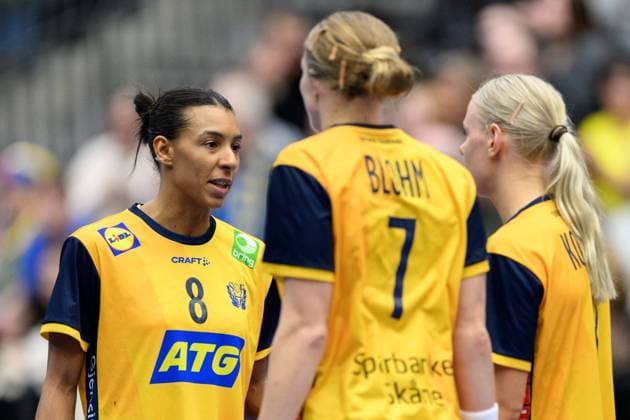 251122 Jamina Roberts of Sweden during the International Friendly, Länderspiel, Nationalmannschaft handball match between Sweden and Denmark on November 22, 2025 in Halmstad. Photo: Carl Sandin BILDBYRAN kod CS CS0808 handball handboll handball landslaget sverige sweden danmark national team, Nationalteam denmark dam bbeng Copyright: CARLxSANDIN BB251122CS067