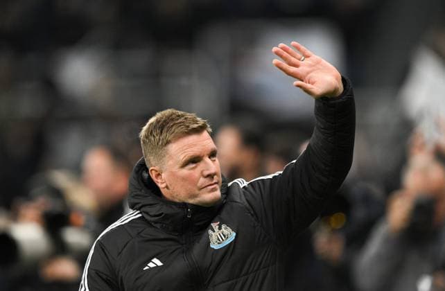 Eddie Howe manager of Newcastle United Newcastle United v Manchester City, Premier League, Football, St James Park, Newcastle, UK - 22 Nov 2025Newcastle St James Park United Kingdom EDITORIAL USE ONLY No use with unauthorised audio, video, data, fixture lists, club league logos or live services. Online in-match use limited to 120 images, no video emulation. No use in betting, games or single club league player publications. Copyright: xRichardxLee Shutterstockx 15860905v