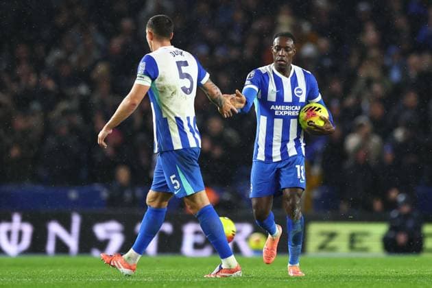 Danny Welbeck of Brighton & Hove Albion celebrates after scoring a goal (1-1) Brighton and Hove Albion v Brentford, Premier League, Football, American Express Community Stadium, Brighton, UK - 22 Nov 2025Brighton American Express Community Stadi United Kingdom EDITORIAL USE ONLY No use with unauthorised audio, video, data, fixture lists, club league logos or live services. Online in-match use limited to 120 images, no video emulation. No use in betting, games or single club league player publications. Copyright: xSimonxDael Shutterstockx 15860646ab