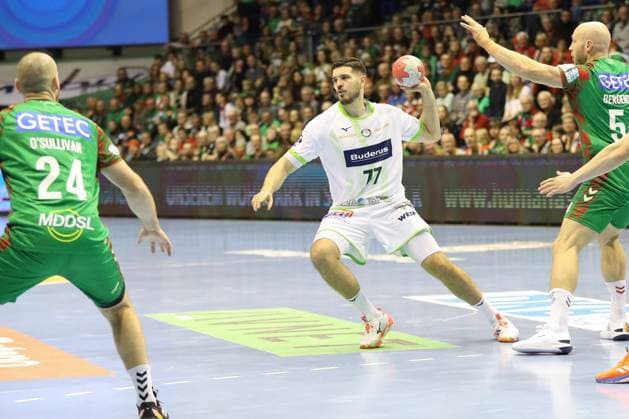 22.11.2025, xgox, Handball, Daikin HBL, SC Magdeburg - HSG Wetzlar v.l. Stefan Cavor (Wetzlar, 77) Magdeburg