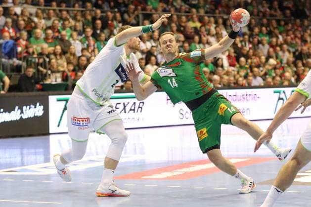 22.11.2025, xgox, Handball, Daikin HBL, SC Magdeburg - HSG Wetzlar v.l. Omar Ingi Magnusson (Magdeburg, 14) wirft Tor, Torschuetze, erzielt Tor, Treffer, scores the goal Magdeburg