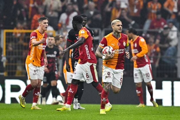 Galatasaray v Genclerbirligi - Turkish Super Lig ISTANBUL, TURKIYE - NOVEMBER 22: Galatasaray’s Mauro Icardi celebrates after scoring a goal during the Trendyol Super Lig week 13 match between Galatasaray and Genclerbirligi at RAMS Park in Istanbul, Turkiye, on November 22, 2025. Muhammed Enes Yildirim Anadolu Istanbul Turkey. Editorial use only. Please get in touch for any other usage.  Copyright: x2025xAnadoluxMuhammedxEnesxYildirimx