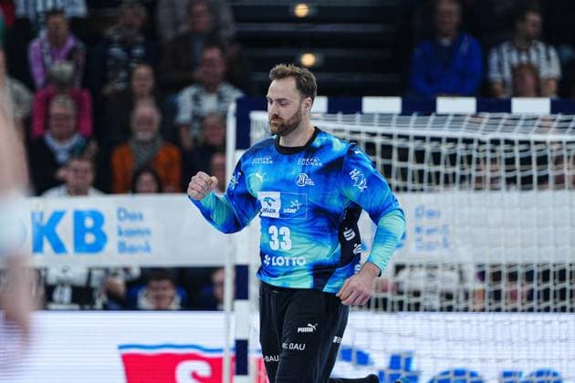 Jubel nach Parade Andreas Wolff (THW Kiel, 33) GER, THW Kiel vs. Frisch Auf Goeppingen, Handball, 1. Bundesliga, Spieltag 13, Saison 2025 2026, 22.11.2025 GER, THW Kiel vs. Frisch Auf Goeppingen, Handball, 1. Bundesliga, Spieltag 13, Saison 2025 2026, 22.11.2025 Kiel Copyright: xEibner-Pressefoto MarcelxvonxFehrnx EP_MFN