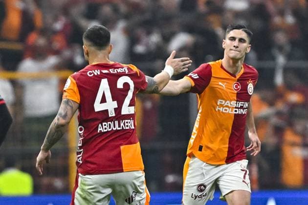 Galatasaray v Genclerbirligi - Turkish Super Lig ISTANBUL, TURKIYE - NOVEMBER 22: Galatasaray players celebrate after Ilkay Gundogan scores a goal during the Trendyol Super Lig week 13 match between Galatasaray and Genclerbirligi at RAMS Park in Istanbul, Turkiye, on November 22, 2025. Muhammed Enes Yildirim Anadolu Istanbul Turkey. Editorial use only. Please get in touch for any other usage.  Copyright: x2025xAnadoluxMuhammedxEnesxYildirimx