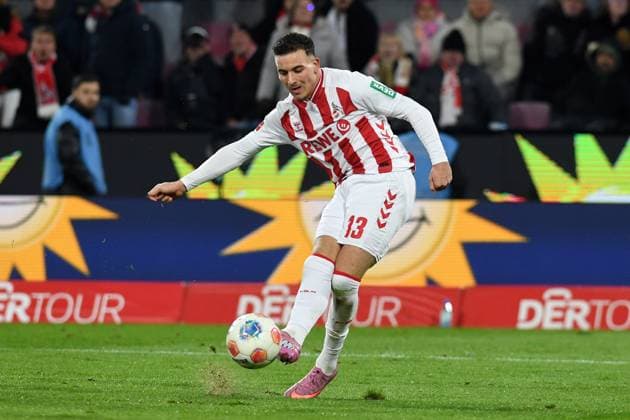 Said El Mala (1. FC Koeln) in Aktion, am Ball, Einzelaktion waehrend des Spiels der Bundesliga zwischen 1. FC Köln und Eintracht Frankfurt, RheinEnergieSTADION am 22. November 2025 in Köln, Deutschland. (Foto von Ralf Treese DeFodi Images) +++ Said El Mala (1. FC Koeln) controls the ball during the Bundesliga match between 1. FC Köln and Eintracht Frankfurt at RheinEnergieSTADION on November 22, 2025 in Köln, Germany. (Photo by Ralf Treese DeFodi Images) DFL regulations prohibit any use of photographs as image sequences and or quasi-video. (Photo by Ralf Treese DeFodi Images)
