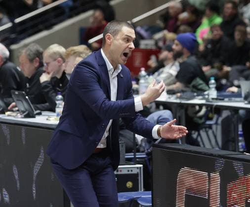 Headcoach Marko Stankovic (Telekom Baskets Bonn) Basketball, Herren, Saison 2025 2026, easyCredit Basketball-Bundesliga, Basketball Loewen Braunschweig gegen Telekom Baskets Bonn