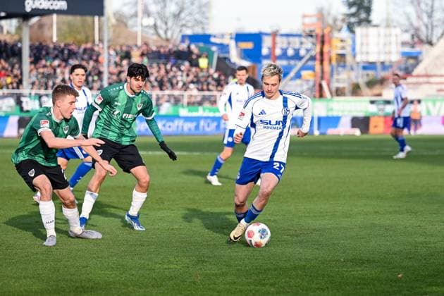 22.11.2025, Fussball, 2. Bundesliga, Saison 2025 2026, 13. Spieltag, Preußen Münster - FC Schalke 04, Finn Porath (FC Schalke 04) xRHR-FOTO YYx Copyright: KROEGER RHR-FOTOx RHR-FOTO YY