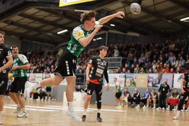 22.11.2025, Handball, Herren, 3. Liga, Staffel Süd-West, Saison 2025 2026, HG Saarlouis - TV Gelnhausen, Gil Kunkel (HG Saarlouis) Saarlouis Stadtgartenhalle Saarland Deutschland (DEU) Copyright: xSebastianxBachx