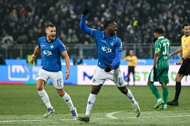Merveille Papela (SV Darmstadt 1898, 21) bejubelt das Tor zum 4:2, GER, SV Darmstadt 98 vs SpVgg Greuther Fürth, Fussball, 2. Bundesliga, 13. Spieltag, Spielzeit 2025 2026, 22.11.2025. DFL REGULATIONS PROHIBIT ANY USE OF PHOTOGRAPHS AS IMAGE SEQUENCES AND OR QUASI-VIDEO GER, SV Darmstadt 98 vs SpVgg Greuther Fürth, Fussball, 2. Bundesliga, 13. Spieltag, Spielzeit 2025 2026, 22.11.2025. Darmstadt