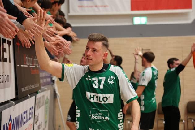 22.11.2025, Handball, Herren, 3. Liga, Staffel Süd-West, Saison 2025 2026, HG Saarlouis - TV Gelnhausen, Tom Paetow (HG Saarlouis) Saarlouis Stadtgartenhalle Saarland Deutschland (DEU) Copyright: xSebastianxBachx