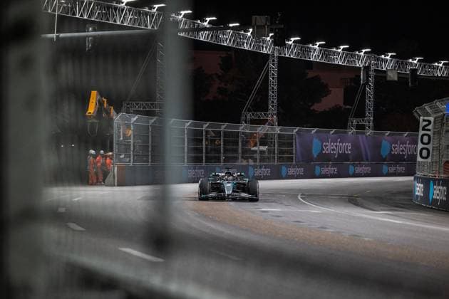 Formula 1 Heineken Las Vegas Grand Prix 2025 Thomas Cerato OVERTAKE MAXPPP - Las Vegas 22 11 2025 63 RUSSELL George (gbr), Mercedes-AMG PETRONAS F1 Team, action at the Formula 1 Heineken Las Vegas Grand Prix 2025, the 22nd round of the 2025 FIA Formula 1 World Championship, WM, Weltmeisterschaft held on the Las Vegas Strip Circuit in Las Vegas, Nevada, United States, from 19 to 22 November 2025. Las Vegas Las Vegas Strip Circuit United States  Copyright: xOVERTAKE MAXPPPxThomasxCeratox OVT202511225151 OVT202511225151