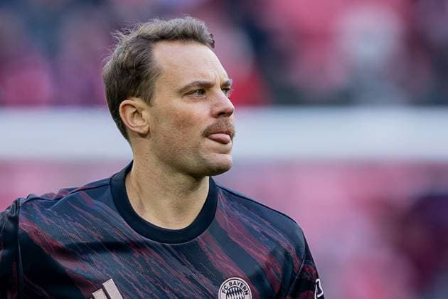 Manuel Neuer (Torwart, FC Bayern Muenchen, 1) Portrait Portraet GER, FC Bayern Muenchen vs. SC Freiburg, Fussball, Bundesliga, 11. Spieltag, Spielzeit 2025 2026, 22.11.2025. (DFL DFB REGULATIONS PROHIBIT ANY USE OF PHOTOGRAPHS as IMAGE SEQUENCES and or QUASI-VIDEO). GER, FC Bayern Muenchen vs. SC Freiburg, Fussball, Bundesliga, 11. Spieltag, Spielzeit 2025 2026, 22.11.2025. Muenchen Copyright: xEibner-Pressefoto HeikexFeinerx EP_HFR