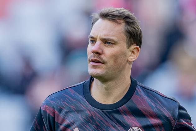 Manuel Neuer (Torwart, FC Bayern Muenchen, 1) Portrait Portraet GER, FC Bayern Muenchen vs. SC Freiburg, Fussball, Bundesliga, 11. Spieltag, Spielzeit 2025 2026, 22.11.2025. (DFL DFB REGULATIONS PROHIBIT ANY USE OF PHOTOGRAPHS as IMAGE SEQUENCES and or QUASI-VIDEO). GER, FC Bayern Muenchen vs. SC Freiburg, Fussball, Bundesliga, 11. Spieltag, Spielzeit 2025 2026, 22.11.2025. Muenchen *** Manuel Neuer Goalkeeper, FC Bayern Muenchen, 1 Portrait Portraet GER, FC Bayern Muenchen vs SC Freiburg, Football, Bundesliga, Matchday 11, Season 2025 2026, 22 11 2025 DFL DFB REGULATIONS PROHIBIT ANY USE OF PHOTOGRAPHS as IMAGE SEQUENCES and or QUASI VIDEO GER, FC Bayern Muenchen vs SC Freiburg, Football, Bundesliga, Matchday 11, Season 2025 2026, 22 11 2025 Muenchen Copyright: xEibner-Pressefoto HeikexFeinerx EP_HFR