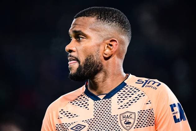 FOOTBALL : Paris Saint Germain vs Havre AC - Ligue 1 McDonalds - JournÃ e 13 - 22 11 2025 LoÃ¯c Nego (AC Le Havre) ParisFrance  Copyright: xBaptistexAutissierx