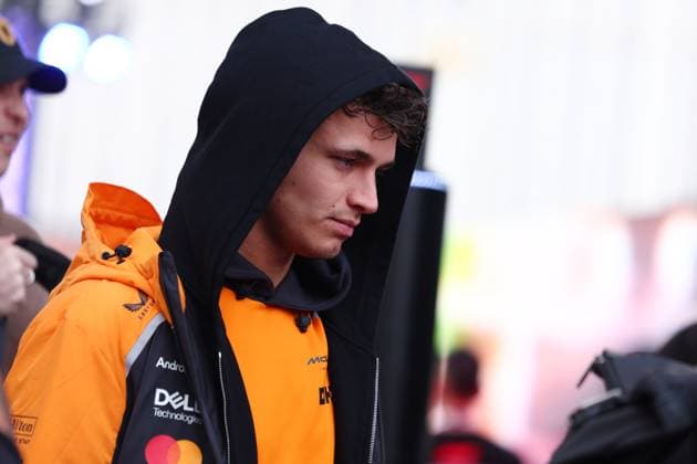 Formula 1 Las Vegas Grand Prix 2025 Lando Norris of McLaren during the Formula 1 Heineken Las Vegas Grand Prix 2025 at the Las Vegas Strip Circuit, Nevada, United States on 22 November 2025 Credit: Shaun Brooks Every Second Media Editorial use only. All images are copyright Every Second Media Limited. No images may be reproduced without prior permission. Copyright: xIMAGO EveryxSecondxMediax ESM-1645-0006 ShaunxBrooksx xEveryxSecondxMediax
