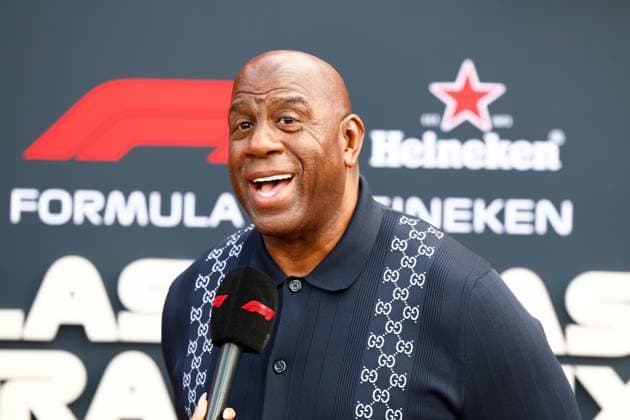 LAS VEGAS, NV - NOVEMBER 22: Magic Johnson is interviewed on the red carpet prior to the the Formula 1 Las Vegas Grand Prix on November 22, 2025 on the Las Vegas Strip Circuit in Las Vegas, Nevada.(Photo by Jeff Speer Icon Sportswire) AUTO: NOV 22 F1 Las Vegas Grand Prix EDITORIAL USE ONLY Icon2511220081