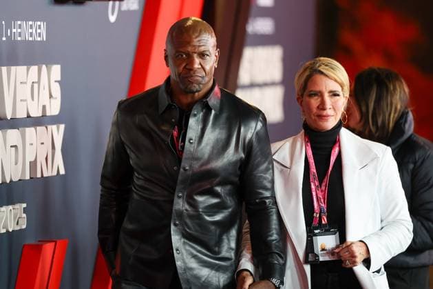 Schauspieler Terry Crews mit seiner Partnerin, Grosser Preis von Las Vegas, Motorsport, Herren, Formel 1, Rennen, 22.11.2025 Las Vegas Nevada USA