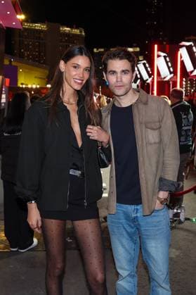 Schauspieler Paul Wesley mit Freundin und Model Natalie Kuckenburg, Grosser Preis von Las Vegas, Motorsport, Herren, Formel 1, Rennen, 22.11.2025 Las Vegas Nevada USA