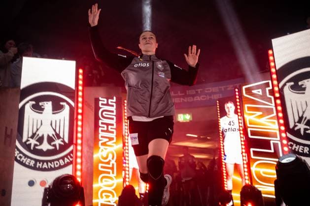 Handball, Frauen Laenderspiel - Deutschland - Schweiz Jolina Huhnstock (Deutschland) Goeppeingen EWS Arena Deutschland