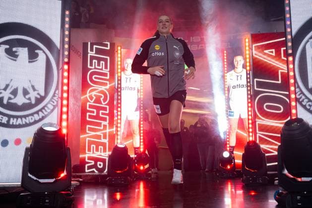 Handball, Frauen Laenderspiel - Deutschland - Schweiz Viola Leuchter (Deutschland) Goeppeingen EWS Arena Deutschland