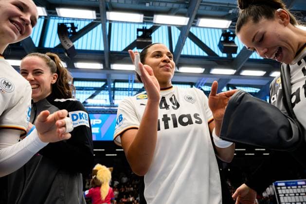 Handball, Frauen Laenderspiel - Deutschland - Schweiz Aimee von Pereira (Deutschland) Goeppeingen EWS Arena Deutschland