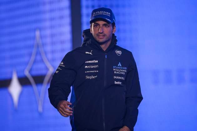 F1 - LAS VEGAS GRAND PRIX 2025 SAINZ Carlos (spa), Williams Racing FW47, portrait during the 2025 Formula 1 Las Vegas Grand Prix, 22th round of the 2025 FIA Formula One World Championship, WM, Weltmeisterschaft from November 21 to 23, 2025 on the Las Vegas Strip Circuit, in Paradise, Nevada, United States of America - ParadiseUnited States  Copyright: xEricxAlonsox