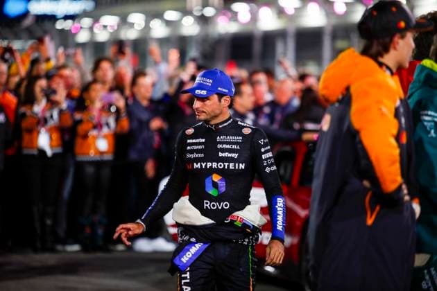 F1 - LAS VEGAS GRAND PRIX 2025 SAINZ Carlos (spa), Williams Racing FW47, portrait during the 2025 Formula 1 Las Vegas Grand Prix, 22th round of the 2025 FIA Formula One World Championship, WM, Weltmeisterschaft from November 21 to 23, 2025 on the Las Vegas Strip Circuit, in Paradise, Nevada, United States of America - ParadiseUnited States  Copyright: xJoaoxFilipex