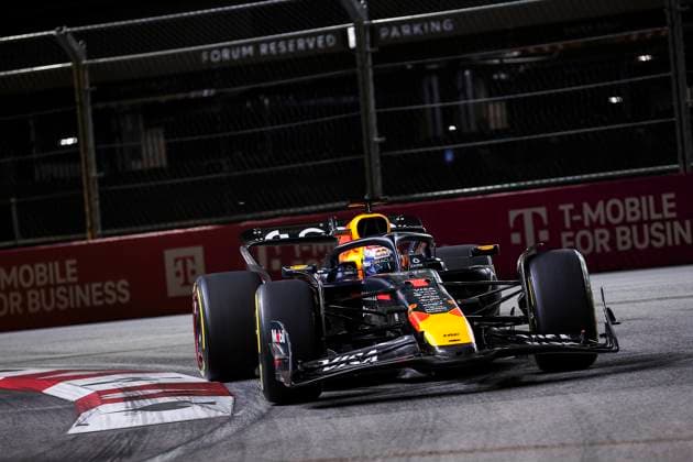 F1 - LAS VEGAS GRAND PRIX 2025 01 VERSTAPPEN Max (nld), Red Bull Racing RB21, action during the 2025 Formula 1 Las Vegas Grand Prix, 22th round of the 2025 FIA Formula One World Championship, WM, Weltmeisterschaft from November 21 to 23, 2025 on the Las Vegas Strip Circuit, in Paradise, Nevada, United States of America - ParadiseUnited States  Copyright: xEricxAlonsox