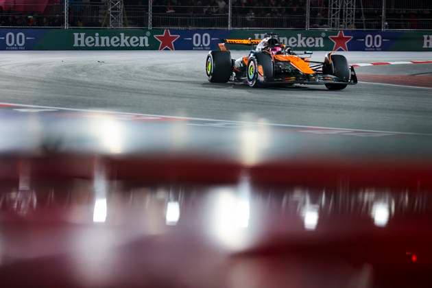 F1 - LAS VEGAS GRAND PRIX 2025 81 PIASTRI Oscar (aus), McLaren F1 Team MCL39, action during the 2025 Formula 1 Las Vegas Grand Prix, 22th round of the 2025 FIA Formula One World Championship, WM, Weltmeisterschaft from November 21 to 23, 2025 on the Las Vegas Strip Circuit, in Paradise, Nevada, United States of America - ParadiseUnited States  Copyright: xJoaoxFilipex