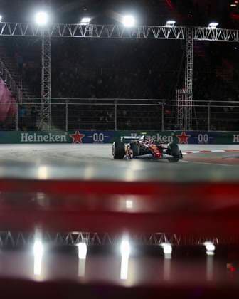 F1 - LAS VEGAS GRAND PRIX 2025 44 HAMILTON Lewis (gbr), Scuderia Ferrari SF-25, action during the 2025 Formula 1 Las Vegas Grand Prix, 22th round of the 2025 FIA Formula One World Championship, WM, Weltmeisterschaft from November 21 to 23, 2025 on the Las Vegas Strip Circuit, in Paradise, Nevada, United States of America - ParadiseUnited States  Copyright: xJoaoxFilipex