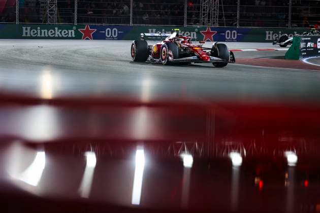 F1 - LAS VEGAS GRAND PRIX 2025 44 HAMILTON Lewis (gbr), Scuderia Ferrari SF-25, action during the 2025 Formula 1 Las Vegas Grand Prix, 22th round of the 2025 FIA Formula One World Championship, WM, Weltmeisterschaft from November 21 to 23, 2025 on the Las Vegas Strip Circuit, in Paradise, Nevada, United States of America - ParadiseUnited States  Copyright: xJoaoxFilipex