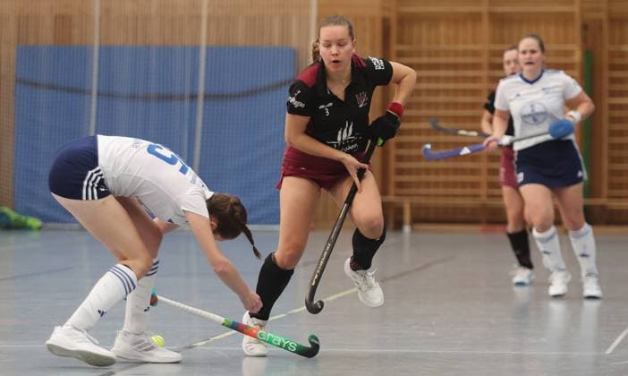 Ludwigsburg , Hockey TK Bundesliga Cup , HC Ludwigsburg vs. RTHC Leverkusen , mitte: Greta Meissner ( Lubu )