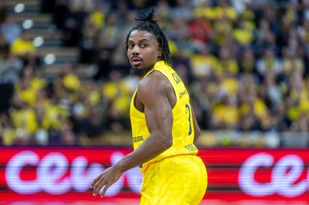 Oldenburg, Niedersachsen, DEU, 22.11.2025, Christopher Clemons (EWE Baskets Oldenburg). EWE Baskets Oldenburg vs. BMA365 Bamberg Baskets. 1. Basketball-Bundesliga Saison 2025 2026, 8. Spieltag, Grosse EWE Arena. EWE Baskets Oldenburg vs. BMA365 Bamberg Baskets
