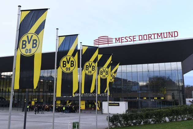 Mitgliederversammlung Borussia Dortmund am 23.11.2025 in der Westfalenhalle in Dortmund Außenansicht Außenaufnahme der Westfalenhalle